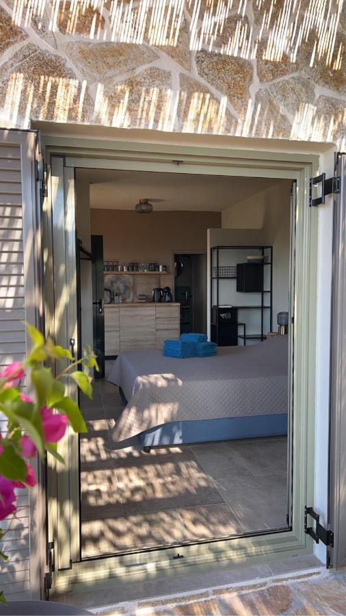 La Strade Apartments, Adults Only With Private Pool Katavolos Exterior photo
